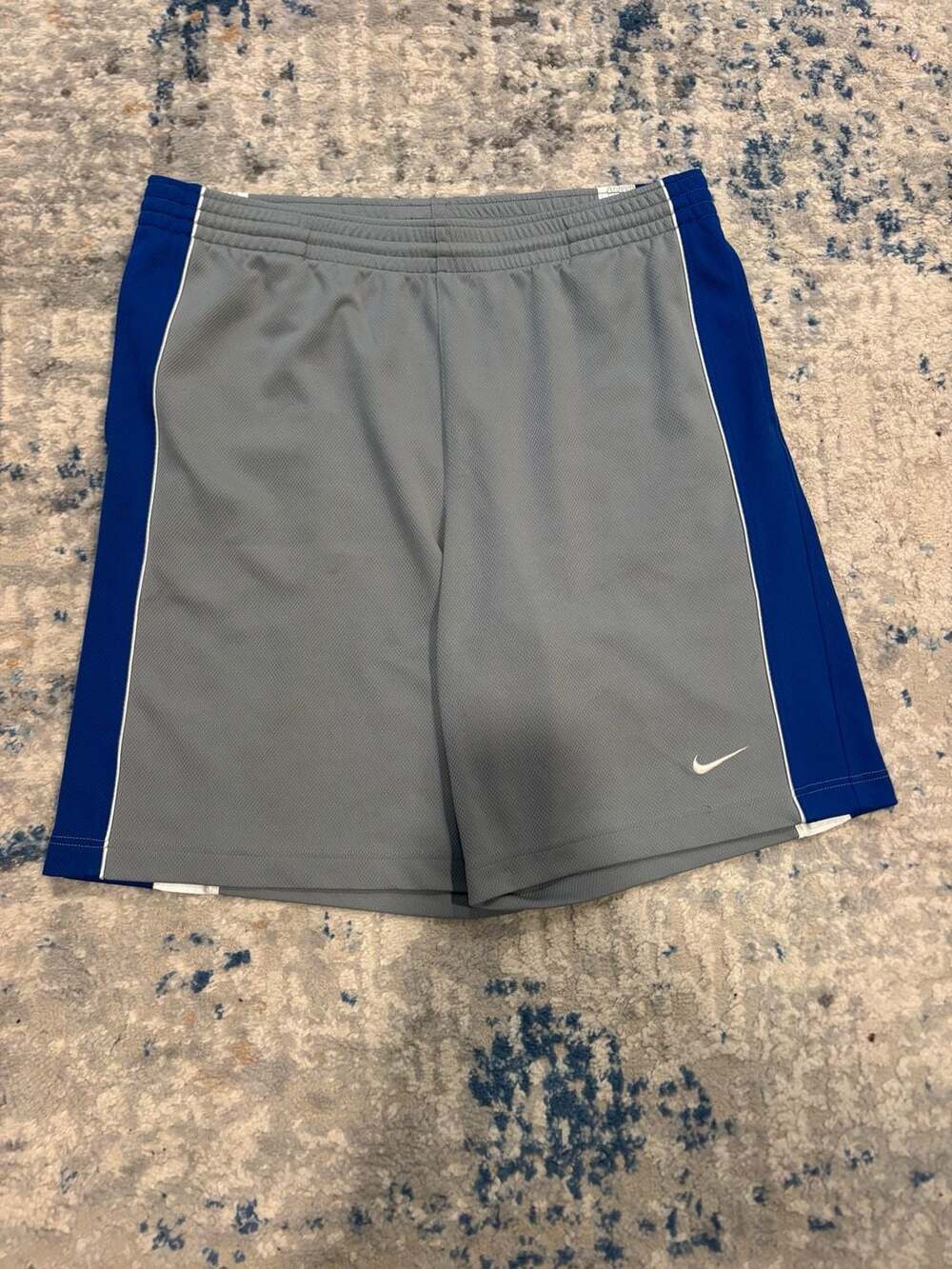Y2K Baggy Nike Basketball Shorts Size XL Grey Blue Athletic Mesh